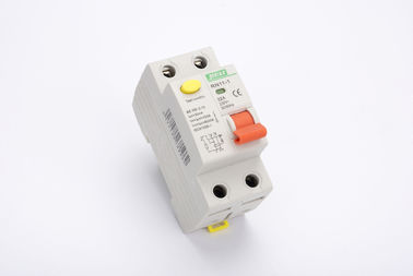 Laag Voltage 6A - 63A Overblijvende Huidige Stroomonderbreker met Compact Ontwerp